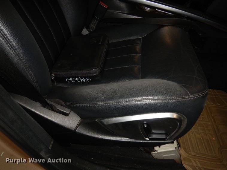 image for item DH8894 2006 Mercedes Benz ML500  SUV