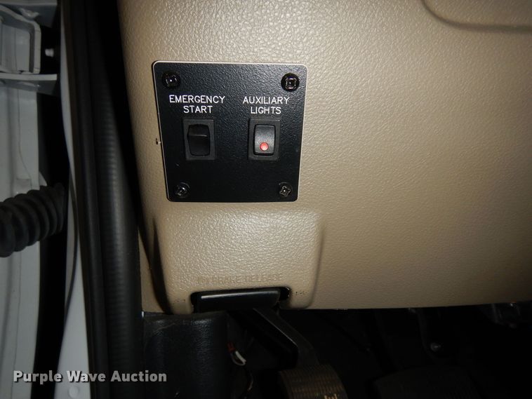 image for item DN1552 2017 Ford Econoline E350 Super Duty  RV