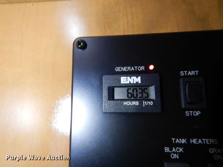 image for item DN1552 2017 Ford Econoline E350 Super Duty  RV