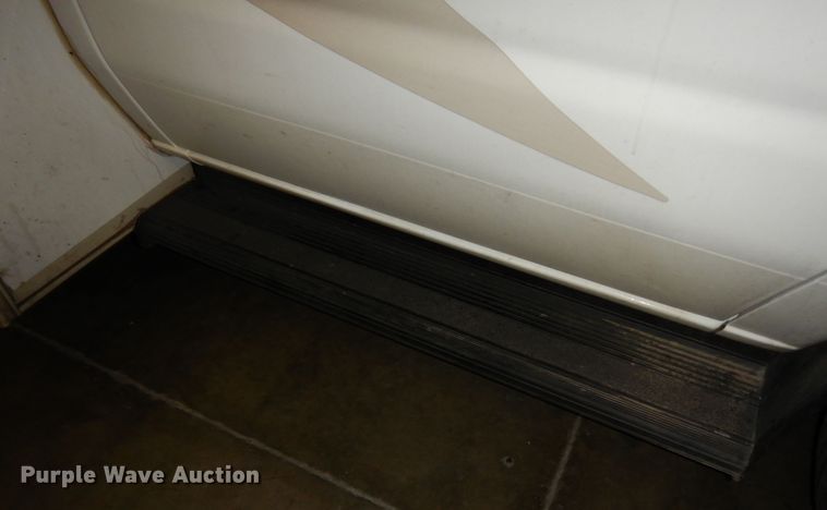 image for item DN1552 2017 Ford Econoline E350 Super Duty  RV