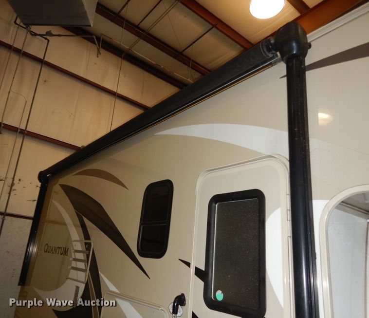 image for item DN1552 2017 Ford Econoline E350 Super Duty  RV