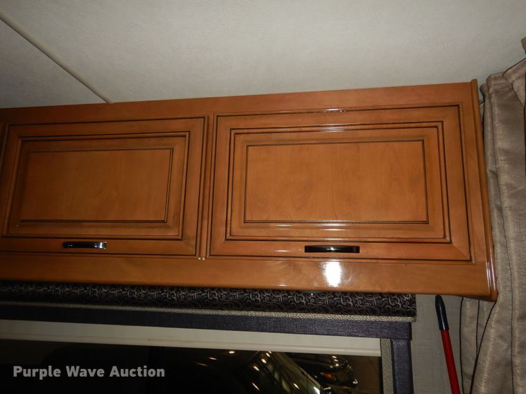 image for item DN1552 2017 Ford Econoline E350 Super Duty  RV