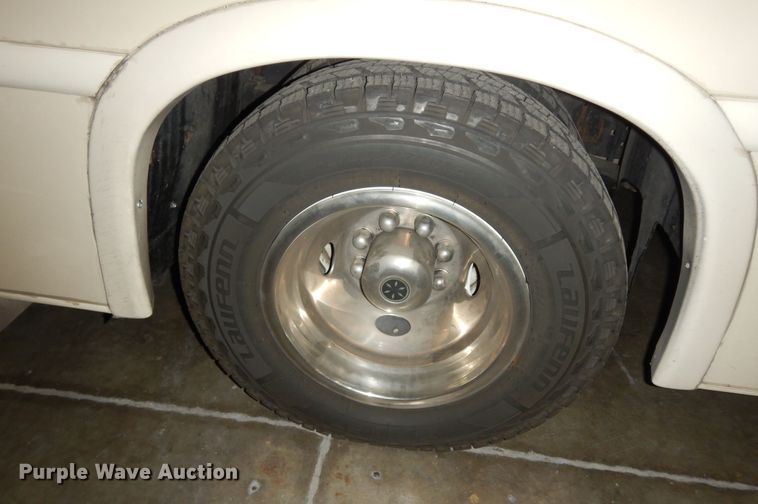 image for item DN1552 2017 Ford Econoline E350 Super Duty  RV