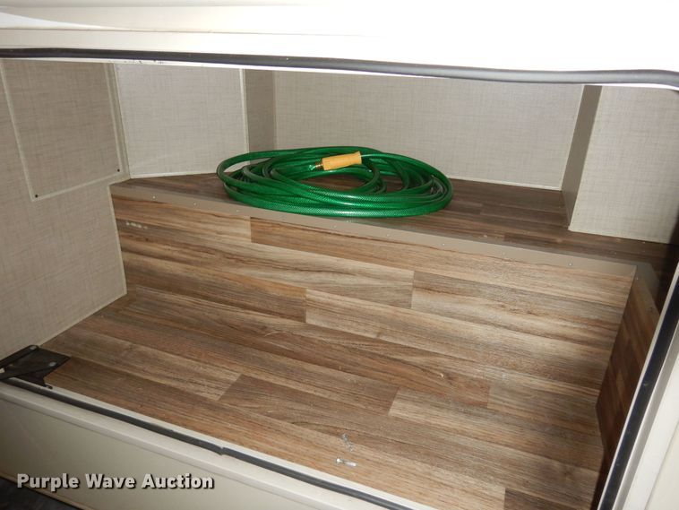 image for item DN1552 2017 Ford Econoline E350 Super Duty  RV