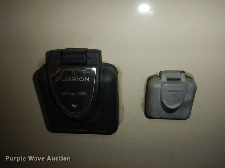 image for item DN1552 2017 Ford Econoline E350 Super Duty  RV