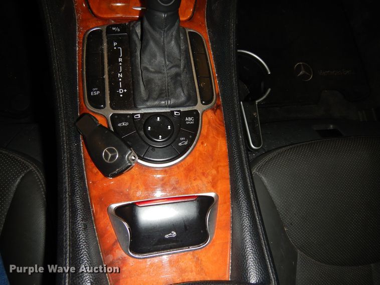 image for item DN1572 2003 Mercedes Benz SL500  convertible