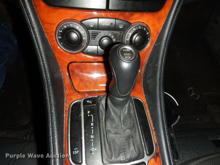 image for item DN1572 2003 Mercedes Benz SL500  convertible