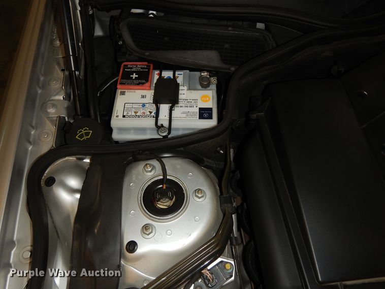 image for item DN1572 2003 Mercedes Benz SL500  convertible