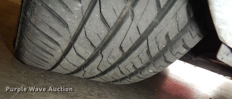 image for item DN1572 2003 Mercedes Benz SL500  convertible