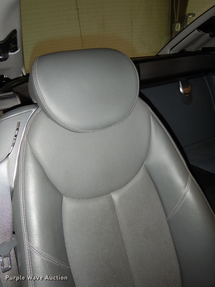 image for item DN1572 2003 Mercedes Benz SL500  convertible