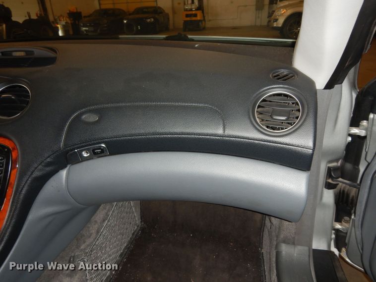 image for item DN1572 2003 Mercedes Benz SL500  convertible