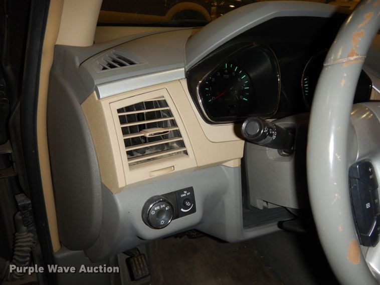 image for item DN1575 2009 Chevrolet Traverse LT  SUV