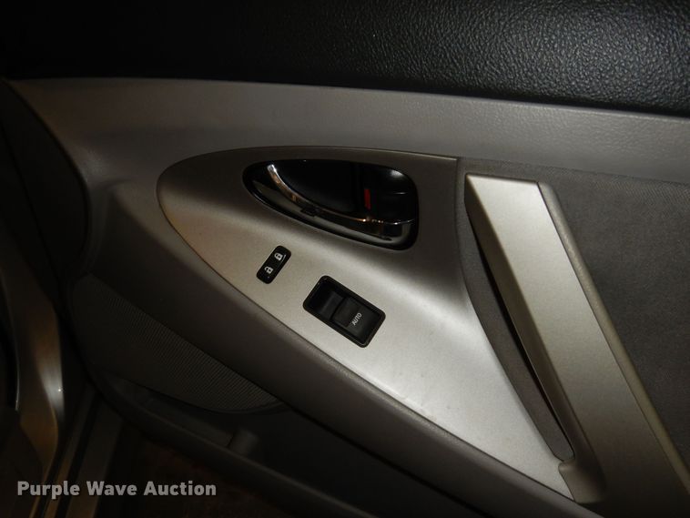 image for item DN1577 2011 Toyota Camry SE