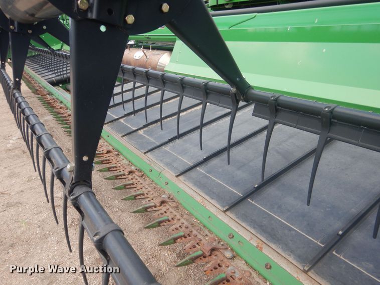 image for item DJ1320 2014 John Deere 630D  draper head