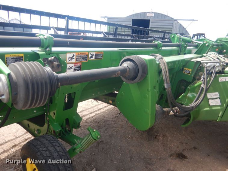 image for item DJ1320 2014 John Deere 630D  draper head