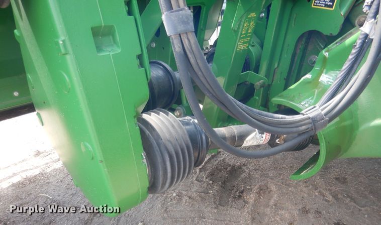 image for item DJ1320 2014 John Deere 630D  draper head