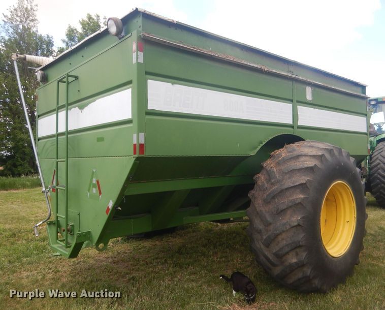image for item DJ1323 Brent 800A  grain cart