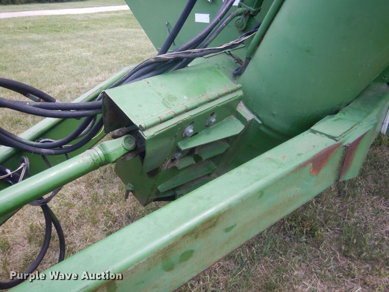 image for item DJ1323 Brent 800A  grain cart