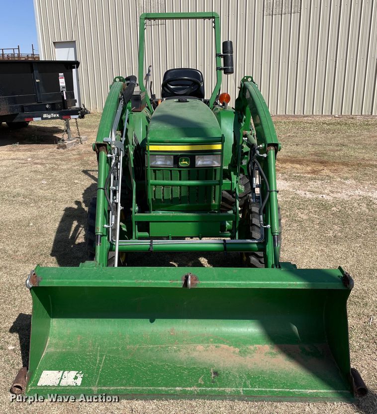 image for item DJ5098 2011 John Deere 3005  MFWD tractor