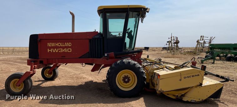 image for item DJ5162 2000 New Holland HW340  windrower