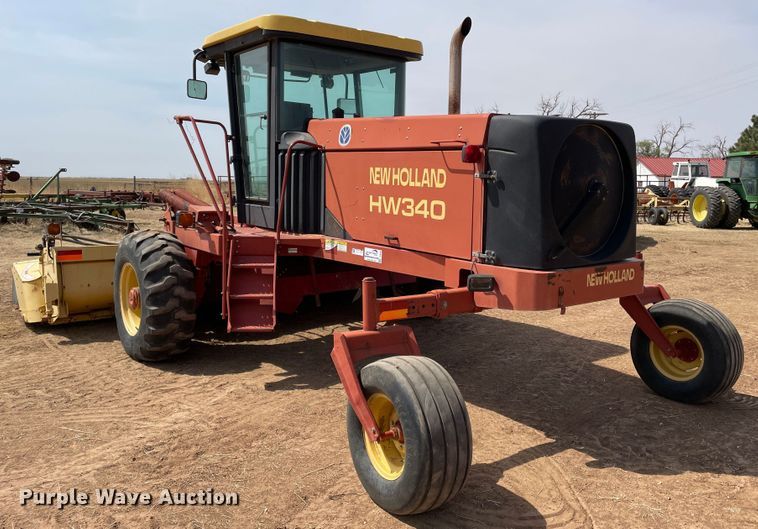 image for item DJ5162 2000 New Holland HW340  windrower