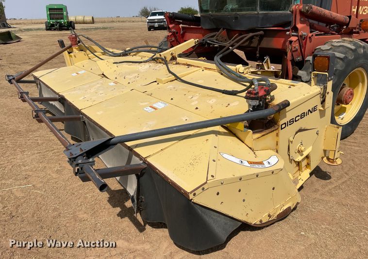 image for item DJ5162 2000 New Holland HW340  windrower