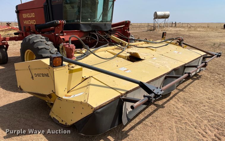 image for item DJ5162 2000 New Holland HW340  windrower