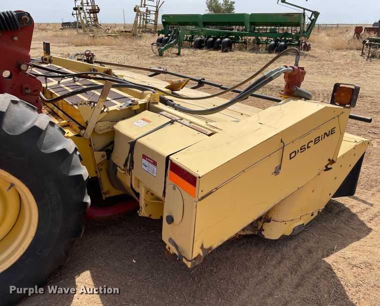 image for item DJ5162 2000 New Holland HW340  windrower