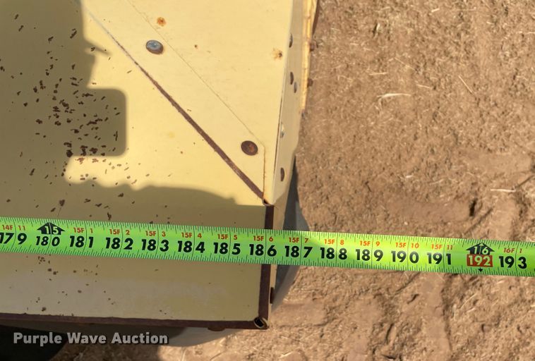 image for item DJ5162 2000 New Holland HW340  windrower