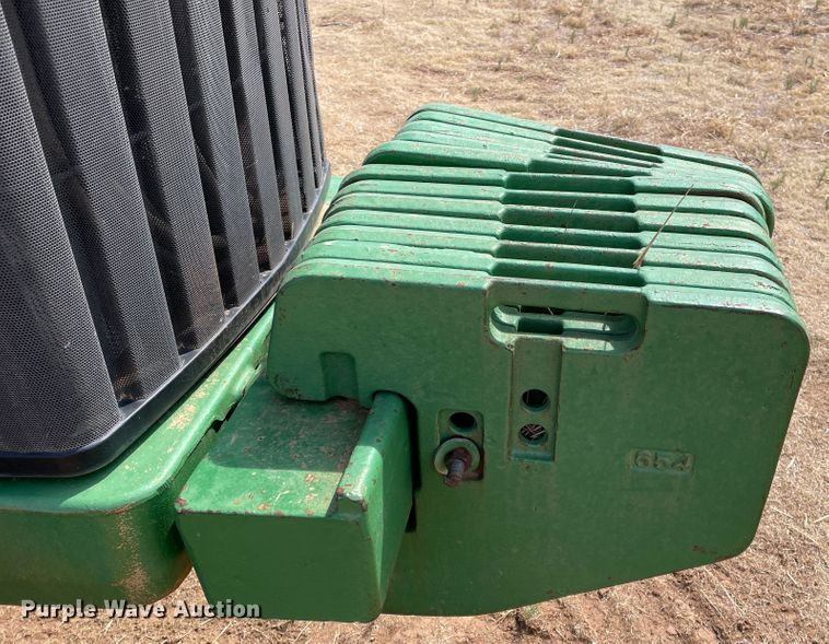 image for item DJ5168 1999 John Deere 8100  tractor