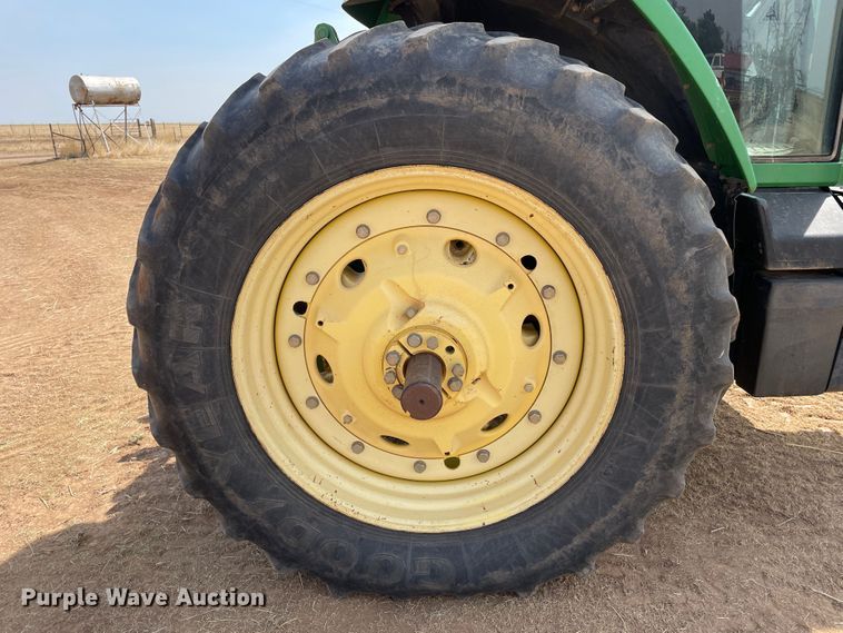 image for item DJ5168 1999 John Deere 8100  tractor