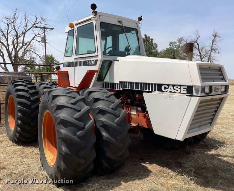 image for item DJ5173 1980 Case 4690  4WD tractor