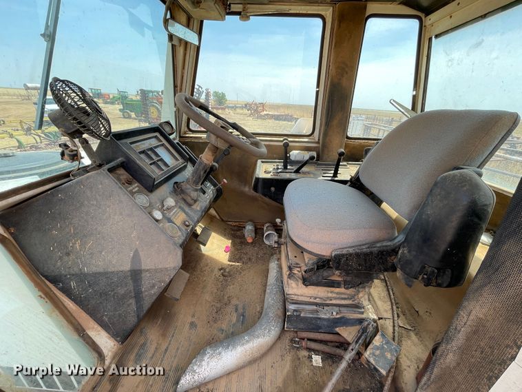 image for item DJ5173 1980 Case 4690  4WD tractor