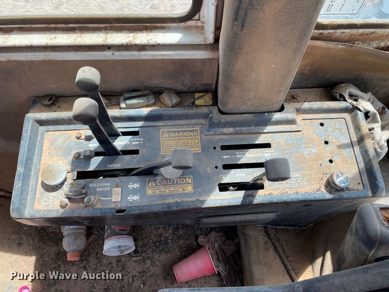 image for item DJ5173 1980 Case 4690  4WD tractor