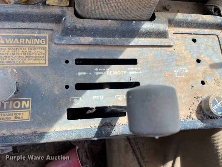 image for item DJ5173 1980 Case 4690  4WD tractor