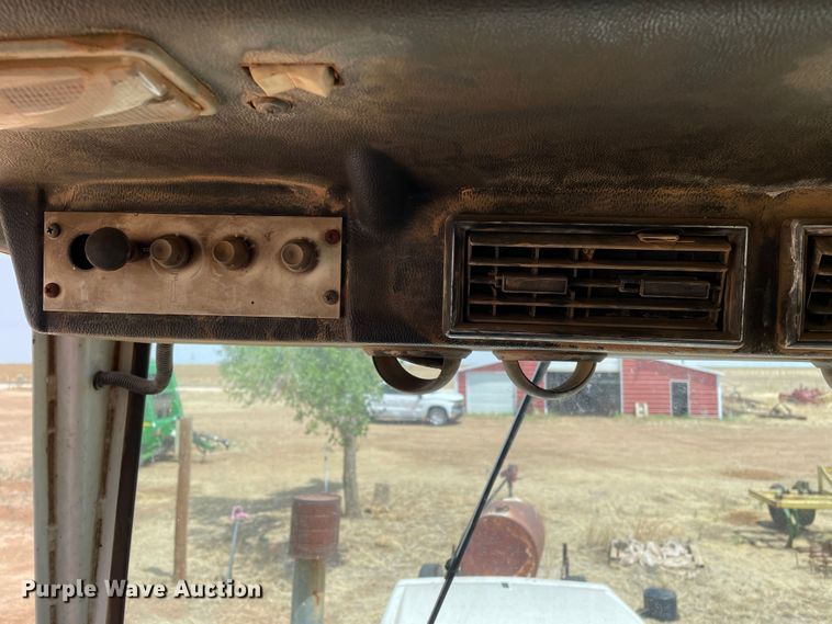 image for item DJ5173 1980 Case 4690  4WD tractor