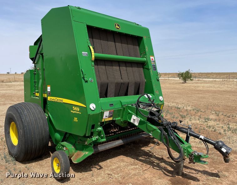 image for item DJ5174 2014 John Deere 569  round baler