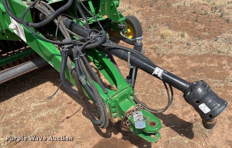 image for item DJ5174 2014 John Deere 569  round baler