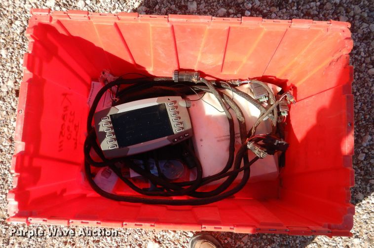 image for item DJ8958 Massey Ferguson 2290  large square baler