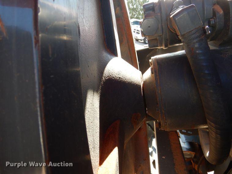 image for item DJ8958 Massey Ferguson 2290  large square baler