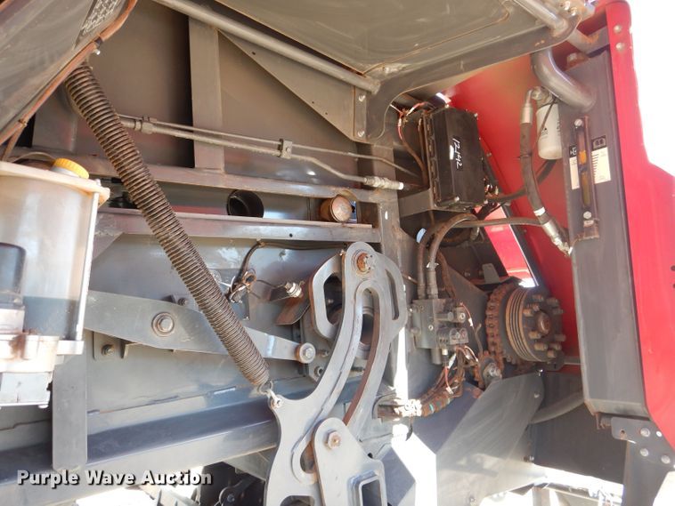 image for item DJ8958 Massey Ferguson 2290  large square baler