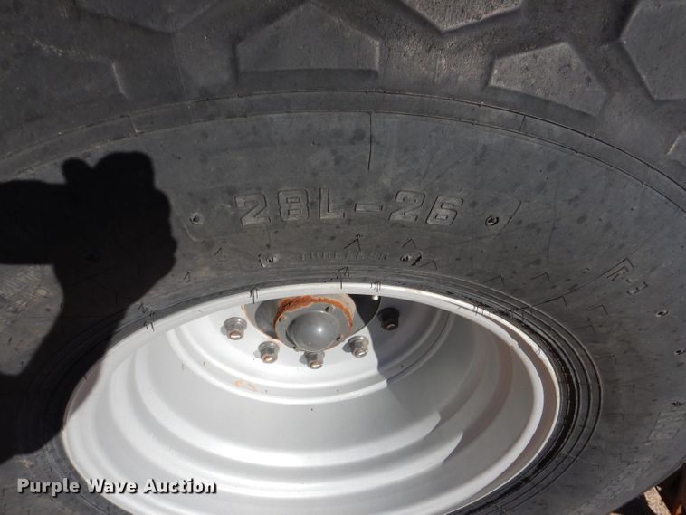 image for item DJ8958 Massey Ferguson 2290  large square baler