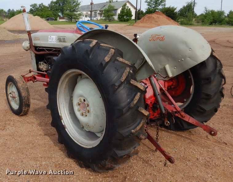 image for item DK0964 Ford 850  tractor