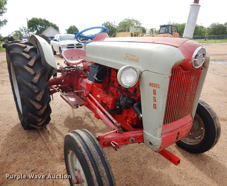 image for item DK0964 Ford 850  tractor