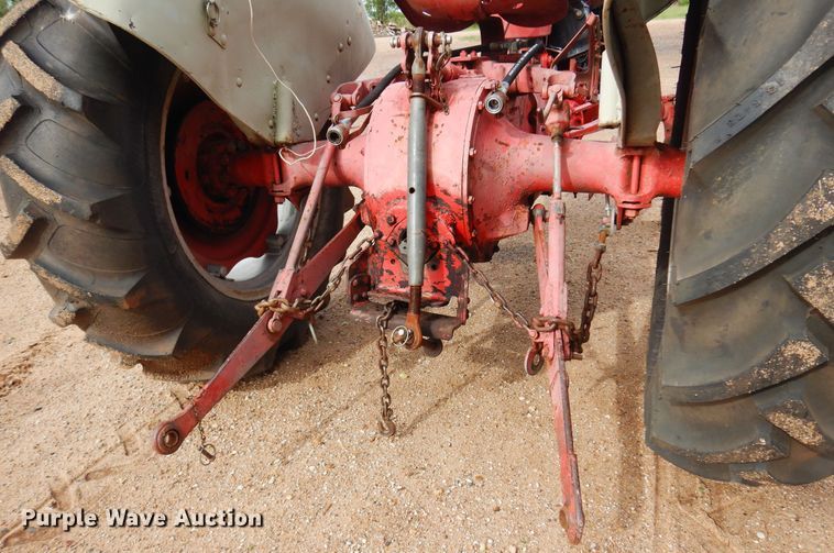 image for item DK0964 Ford 850  tractor