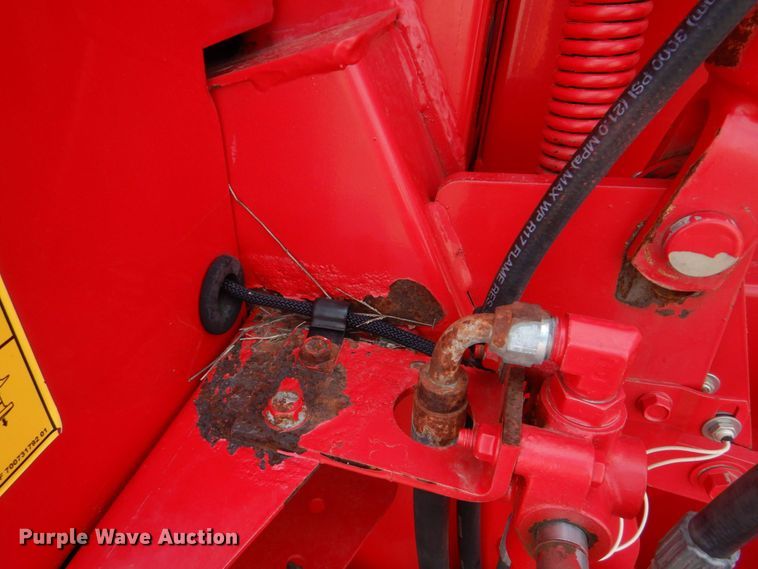 image for item DL4246 Massey Ferguson 2856A  round baler