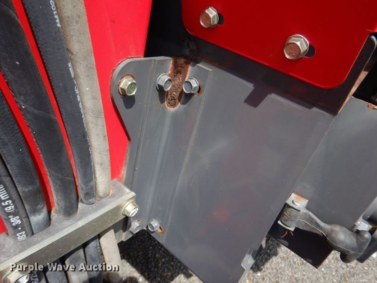 image for item DL4246 Massey Ferguson 2856A  round baler