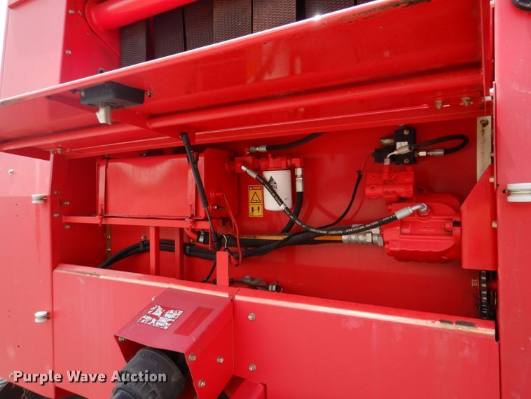 image for item DL4246 Massey Ferguson 2856A  round baler