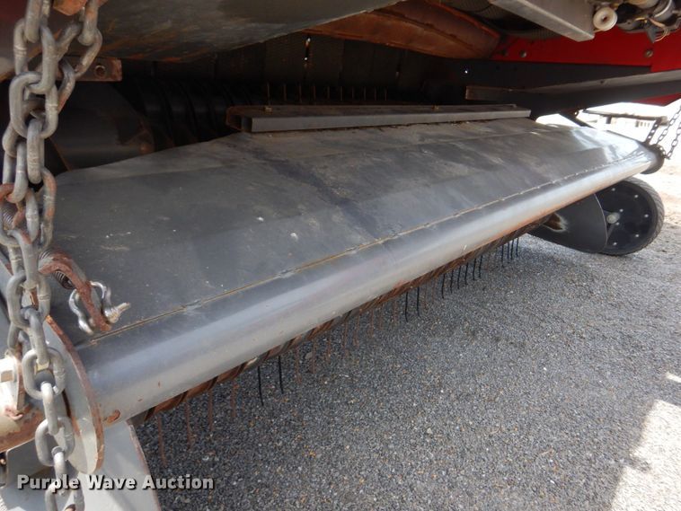 image for item DL4246 Massey Ferguson 2856A  round baler