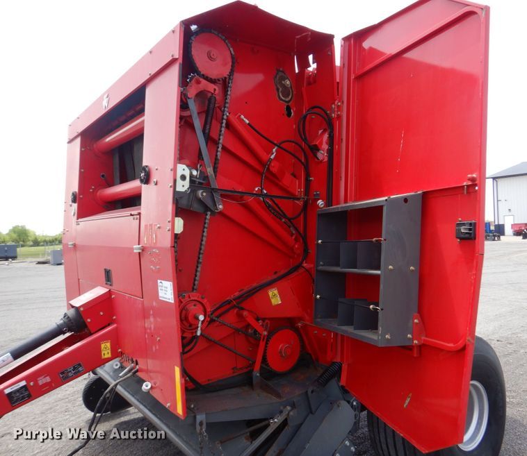 image for item DL4246 Massey Ferguson 2856A  round baler